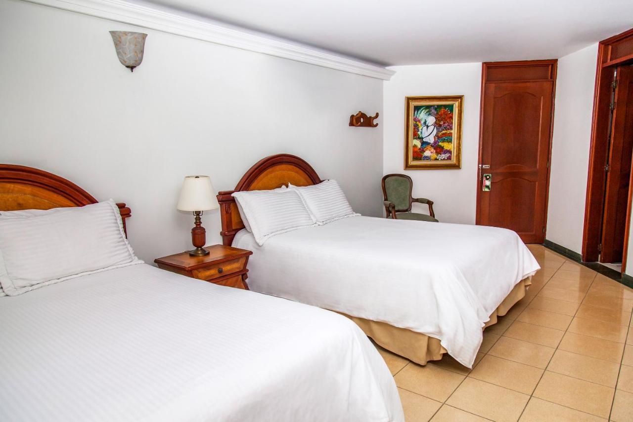Hotel Casa Laureles Медельїн Екстер'єр фото