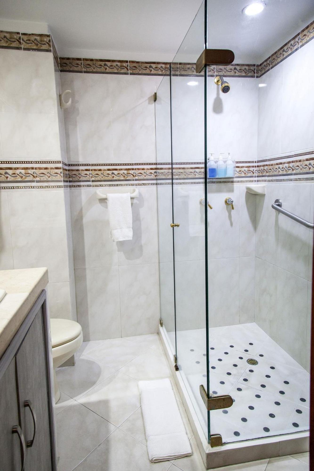 Hotel Casa Laureles Медельїн Екстер'єр фото