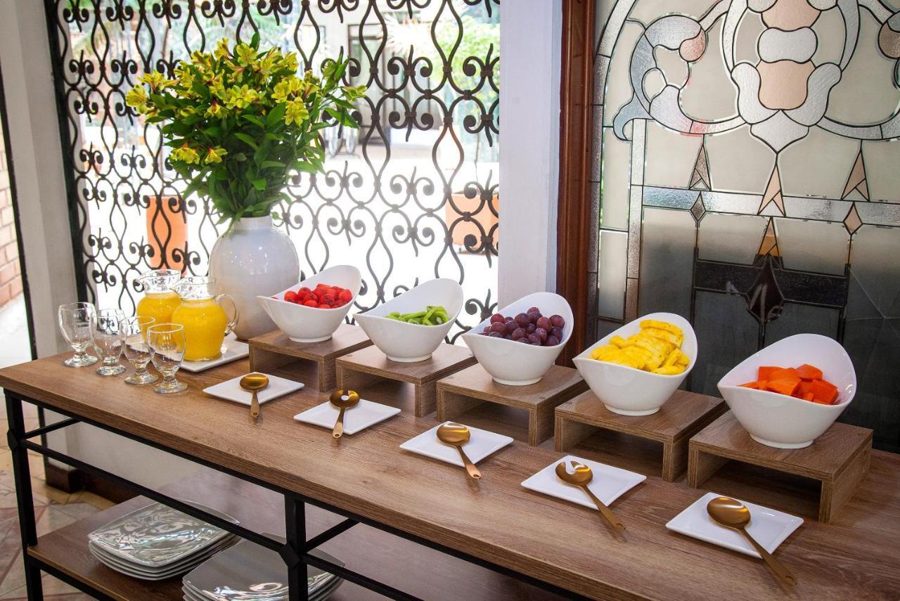 Hotel Casa Laureles Медельїн Екстер'єр фото